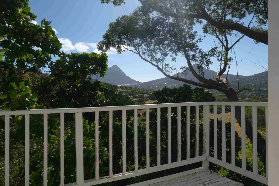 To Let 4 Bedroom Property for Rent in Bokkemanskloof Western Cape